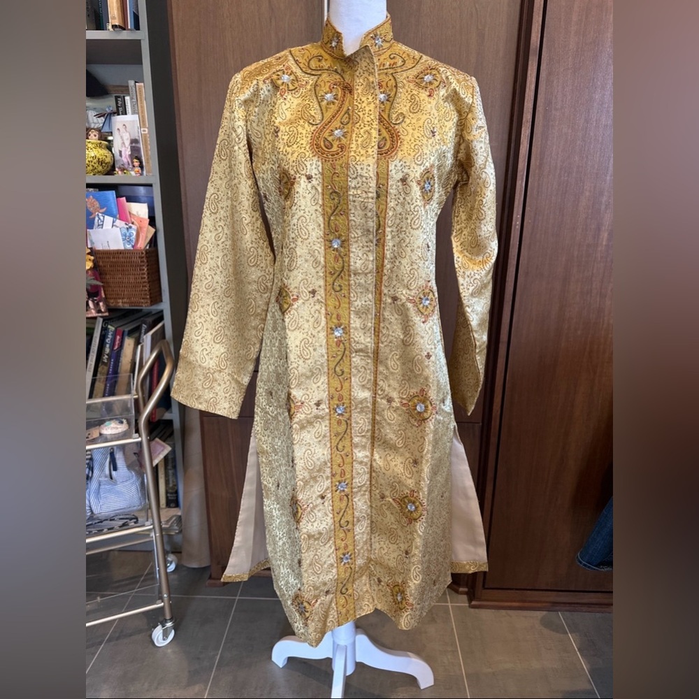 Ethnic Indian Wear Gold Brocade Embroidered Tunic Jacket Dress - Picture 7 of 7